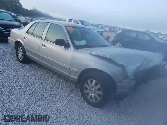 ✅ 2007 Ford Crown Victoria LX • VIN: 2FAFP74V97X145740 • Lot: 84583165. Listed on Copart with 171,768 mi. Free auction sales archive from the USA and detailed vehicle history report at DreamBid. Image 4.