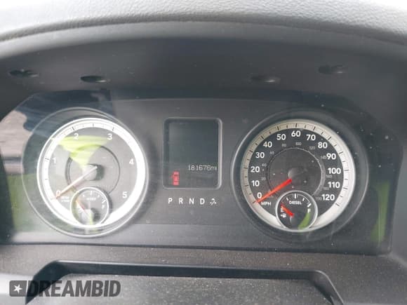 ✅ 2013 Ram 2500 Big Horn • VIN: 3C6UR5ML2DG532383 • Lot: 42019727. Wystawiony na IAAI z przebiegiem 181 676 mil. Bezpłatny archiwum sprzedaży aukcyjnych z USA i szczegółowy raport historii pojazdu na DreamBid. Zdjęcie 7.