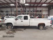 ✅ 2004 Chevrolet Silverado 2500HD LT • VIN: 1GCHK29114E207770 • Lot: 43854934. Wystawiony na IAAI z przebiegiem Nie podano. Bezpłatny archiwum sprzedaży aukcyjnych z USA i szczegółowy raport historii pojazdu na DreamBid. Zdjęcie 14.