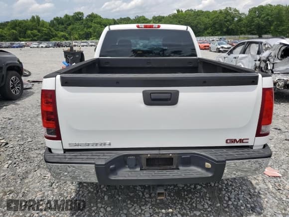 ✅ 2012 GMC Sierra 1500 • VIN: 1GTR1TEAXCZ350808 • Lot: 55143555. Wystawiony na Copart z przebiegiem 124 941 mil. Bezpłatny archiwum sprzedaży aukcyjnych z USA i szczegółowy raport historii pojazdu na DreamBid. Zdjęcie 6.