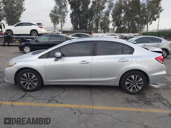 ✅ 2014 Honda Civic EX • VIN: 19XFB2F8XEE274561 • Лот: 43682336. Опубликован ранее на IAAI с пробегом 153 371 миль. Бесплатный доступ к архиву аукционных продаж из США и подробный отчёт об истории автомобиля на DreamBid. Изображение 14.