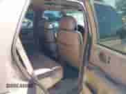 2000 Chevrolet Blazer LS с VIN 1GNCS13W0Y2244381, выставлен на аукционе IAAI как лот 41762904 с пробегом 196 962 миль миль и . История ставок и продаж доступна на DreamBid. Изображение 8.