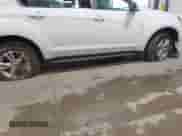 2017 Chevrolet Equinox LS z VIN 2GNALBEK5H1529114, wystawiony jako IAAI lot #43371907 z przebiegiem 126 745 mil mil oraz . Historia ofert i sprzedaży dostępna na DreamBid. Obrazek 6.