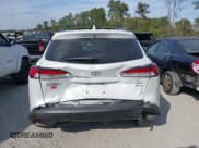 ✅ 2022 Toyota Corolla Cross LE • VIN: 7MUBAABG5NV021538 • Lot: 43474751. Wystawiony na IAAI z przebiegiem 81 009 mil. Bezpłatny archiwum sprzedaży aukcyjnych z USA i szczegółowy raport historii pojazdu na DreamBid. Zdjęcie 16.