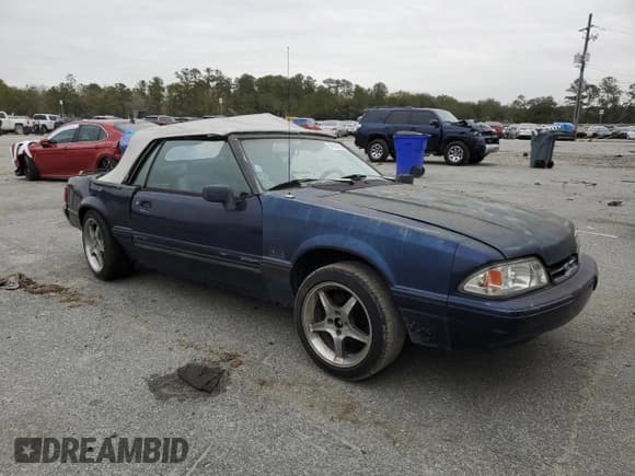 ✅ 1993 Ford Mustang LX • VIN: 1FACP44E4PF198262 • Лот: 89194255. Опубликован ранее на Copart с пробегом 56 500 миль. Бесплатный доступ к архиву аукционных продаж из США и подробный отчёт об истории автомобиля на DreamBid. Изображение 4.