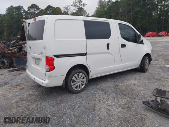 ✅ 2020 Nissan NV200 S • VIN: 3N6CM0KN5LK699467 • Lot: 43530831. Wystawiony na IAAI z przebiegiem 175 432 mil. Bezpłatny archiwum sprzedaży aukcyjnych z USA i szczegółowy raport historii pojazdu na DreamBid. Zdjęcie 4.