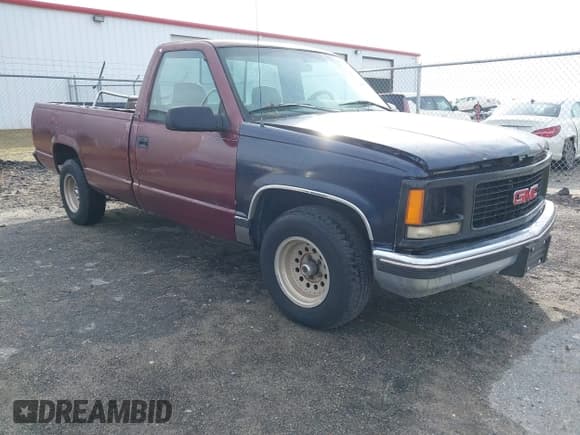 ✅ 1996 GMC Sierra 1500 • VIN: 1GTEC14W4TZ537164 • Лот: 43832032. Опубликован ранее на IAAI с пробегом 222 773 миль. Бесплатный доступ к архиву аукционных продаж из США и подробный отчёт об истории автомобиля на DreamBid. Изображение 1.