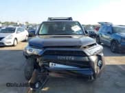 ✅ 2023 Toyota 4Runner TRD Pro • VIN: JTELU5JR4P6133715 • Lot: 43048097. Wystawiony na IAAI z przebiegiem 49 411 mil. Bezpłatny archiwum sprzedaży aukcyjnych z USA i szczegółowy raport historii pojazdu na DreamBid. Zdjęcie 12.