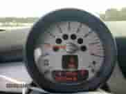 2013 MINI Hardtop с VIN WMWSU3C57DT681944, выставлен на аукционе Copart как лот 60126245 с пробегом 118 319 миль миль и Списание • Salvage title. История ставок и продаж доступна на DreamBid. Изображение 9.