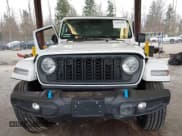 ✅ 2024 Jeep Wrangler Willys • VIN: 1C4RJXN65RW199230 • Лот: 41642606. Опубликован ранее на IAAI с пробегом Не указан. Бесплатный доступ к архиву аукционных продаж из США и подробный отчёт об истории автомобиля на DreamBid. Изображение 12.