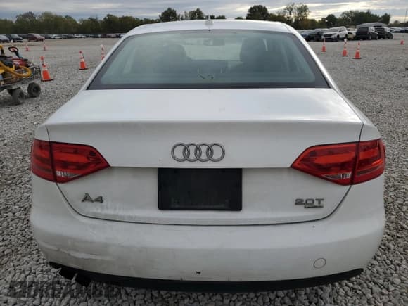 ✅ 2012 Audi A4 Premium • VIN: WAUBFAFL2CN015540 • Lot: 84801015. Listed on Copart with 95,413 mi. Free auction sales archive from the USA and detailed vehicle history report at DreamBid. Image 6.