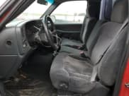 ✅ 2001 Chevrolet Silverado 1500 LS • VIN: 1GCEK14T61E248896 • Лот: 82215724. Опубликован ранее на Copart с пробегом 212 908 миль. Бесплатный доступ к архиву аукционных продаж из США и подробный отчёт об истории автомобиля на DreamBid. Изображение 7.