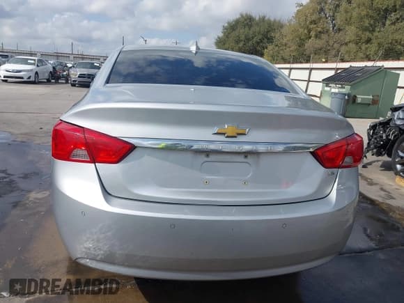 ✅ 2015 Chevrolet Impala LS • VIN: 2G11X5SL5F9217586 • Лот: 43497473. Опубликован ранее на IAAI с пробегом 270 940 миль. Бесплатный доступ к архиву аукционных продаж из США и подробный отчёт об истории автомобиля на DreamBid. Изображение 16.
