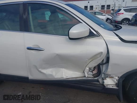 ✅ 2008 Infiniti EX Journey • VIN: JNKAJ09E98M301613 • Lot: 43003852. Listed on IAAI with 218,937 mi. Free auction sales archive from the USA and detailed vehicle history report at DreamBid. Image 6.