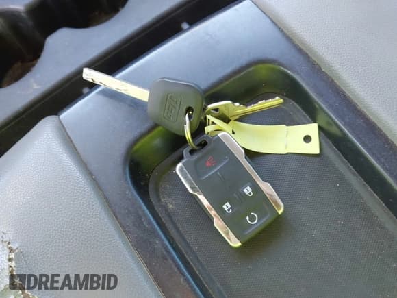 ✅ 2018 Chevrolet Silverado 2500HD Work Truck • VIN: 1GC1KUEG9JF267616 • Лот: 43395524. Опубликован ранее на IAAI с пробегом 163 479 миль. Бесплатный доступ к архиву аукционных продаж из США и подробный отчёт об истории автомобиля на DreamBid. Изображение 11.