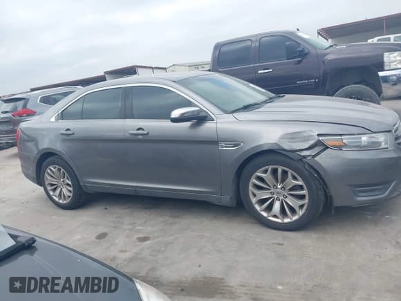✅ 2014 Ford Taurus Limited • VIN: 1FAHP2F88EG179528 • Lot: 42171730. Listed on IAAI with 167,594 mi. Free auction sales archive from the USA and detailed vehicle history report at DreamBid. Image 13.