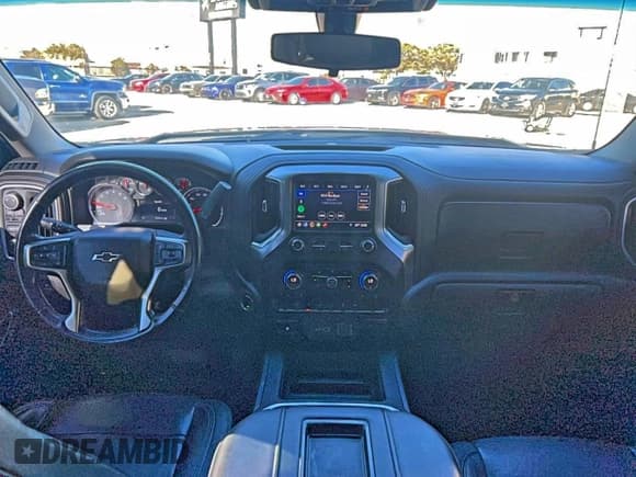 ✅ 2019 Chevrolet Silverado 1500 LT Trail Boss • VIN: 3GCPYFEDXKG194329 • Lot: 95760965. Wystawiony na Copart z przebiegiem 72 885 mil. Bezpłatny archiwum sprzedaży aukcyjnych z USA i szczegółowy raport historii pojazdu na DreamBid. Zdjęcie 9.