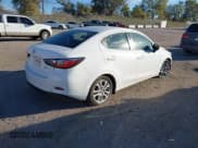 ✅ 2018 Toyota Yaris • VIN: 3MYDLBYV3JY324198 • Лот: 43471701. Опубликован ранее на IAAI с пробегом 80 107 миль. Бесплатный доступ к архиву аукционных продаж из США и подробный отчёт об истории автомобиля на DreamBid. Изображение 4.