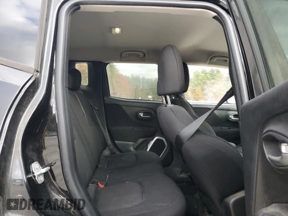 ✅ 2018 Jeep Renegade Sport • VIN: ZACCJBAB1JPG83361 • Lot: 84393285. Listed on Copart with 135,592 mi. Free auction sales archive from the USA and detailed vehicle history report at DreamBid. Image 11.