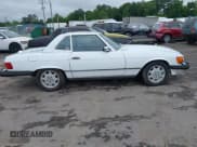 ✅ 1988 Mercedes-Benz 560 SL • VIN: WDBBA48D1JA081816 • Лот: 42384331. Опубликован ранее на IAAI с пробегом 89 586 миль. Бесплатный доступ к архиву аукционных продаж из США и подробный отчёт об истории автомобиля на DreamBid. Изображение 13.