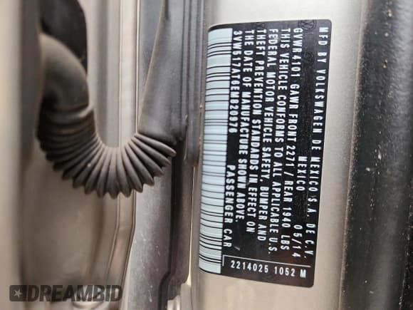 ✅ 2014 Volkswagen Beetle 1.8T • VIN: 3VW517AT6EM820976 • Lot: 80861545. Wystawiony na Copart z przebiegiem Nie podano. Bezpłatny archiwum sprzedaży aukcyjnych z USA i szczegółowy raport historii pojazdu na DreamBid. Zdjęcie 12.