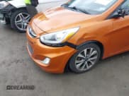 ✅ 2015 Hyundai Accent Sport • VIN: KMHCU5AE3FU205849 • Lot: 41827093. Wystawiony na IAAI z przebiegiem 112 980 mil. Bezpłatny archiwum sprzedaży aukcyjnych z USA i szczegółowy raport historii pojazdu na DreamBid. Zdjęcie 6.