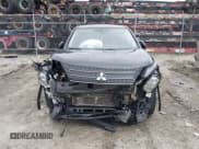 ✅ 2024 Mitsubishi Outlander SE • VIN: JA4J3VA87RZ044769 • Lot: 42947949. Listed on IAAI with 28,123 mi. Free auction sales archive from the USA and detailed vehicle history report at DreamBid. Image 12.