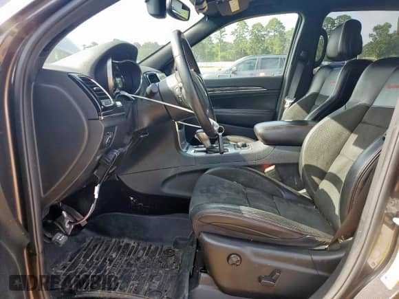 2019 Jeep Grand Cherokee Trailhawk с VIN 1C4RJFLT8KC626880, выставлен на аукционе Copart как лот 61364615 с пробегом 78 011 миль миль и Списание • Salvage title. История ставок и продаж доступна на DreamBid. Изображение 7.