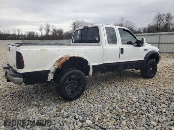 ✅ 2000 Ford F-250 XL • VIN: 1FTNX21S4YED52820 • Lot: 49891195. Listed on Copart with 204,130 mi. Free auction sales archive from the USA and detailed vehicle history report at DreamBid. Image 3.
