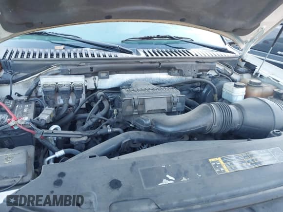 ✅ 2006 Lincoln Navigator Luxury • VIN: 5LMFU27506LJ27861 • Lot: 41957628. Listed on IAAI with 197,718 mi. Free auction sales archive from the USA and detailed vehicle history report at DreamBid. Image 10.