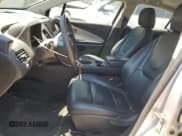 ✅ 2013 Chevrolet Volt • VIN: 1G1RB6E49DU145593 • Lot: 60851864. Wystawiony na Copart z przebiegiem 110 864 mil. Bezpłatny archiwum sprzedaży aukcyjnych z USA i szczegółowy raport historii pojazdu na DreamBid. Zdjęcie 7.