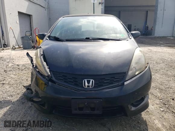 ✅ 2012 Honda Fit Sport • VIN: JHMGE8H60CC017339 • Лот: 83888235. Опубликован ранее на Copart с пробегом 100 356 миль. Бесплатный доступ к архиву аукционных продаж из США и подробный отчёт об истории автомобиля на DreamBid. Изображение 5.
