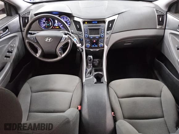 ✅ 2015 Hyundai Sonata • VIN: KMHEC4A46FA133852 • Lot: 85551575. Listed on Copart with 107,538 mi. Free auction sales archive from the USA and detailed vehicle history report at DreamBid. Image 8.