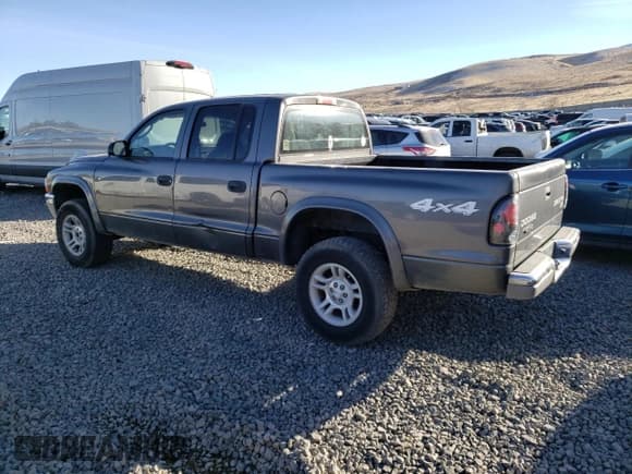 ✅ 2004 Dodge Dakota SLT • VIN: 1D7HG48N14S509987 • Lot: 43283745. Wystawiony na Copart z przebiegiem Nie podano. Bezpłatny archiwum sprzedaży aukcyjnych z USA i szczegółowy raport historii pojazdu na DreamBid. Zdjęcie 2.