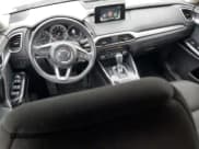 ✅ 2020 Mazda CX-9 Sport • VIN: JM3TCBBY2L0409454 • Лот: 50817055. Опубликован ранее на Copart с пробегом 74 165 миль. Бесплатный доступ к архиву аукционных продаж из США и подробный отчёт об истории автомобиля на DreamBid. Изображение 8.