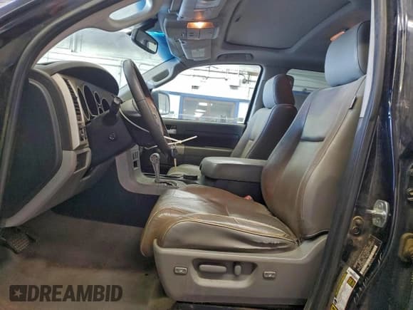 ✅ 2008 Toyota Tundra Limited • VIN: 5TFDV58148X067832 • Lot: 95578685. Wystawiony na Copart z przebiegiem 173 190 mil. Bezpłatny archiwum sprzedaży aukcyjnych z USA i szczegółowy raport historii pojazdu na DreamBid. Zdjęcie 7.