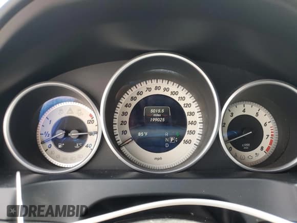 ✅ 2015 Mercedes-Benz E 400 • VIN: WDDKJ6FBXFF302876 • Lot: 62145915. Listed on Copart with 199,025 mi. Free auction sales archive from the USA and detailed vehicle history report at DreamBid. Image 9.