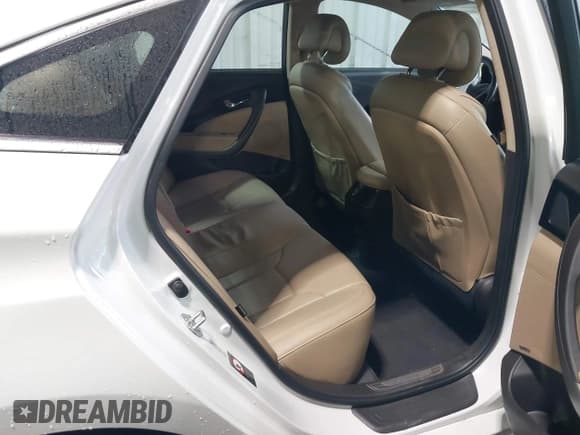 ✅ 2014 Hyundai Azera Limited • VIN: KMHFH4JG7EA378755 • Лот: 42027136. Опубликован ранее на IAAI с пробегом 216 082 миль. Бесплатный доступ к архиву аукционных продаж из США и подробный отчёт об истории автомобиля на DreamBid. Изображение 8.