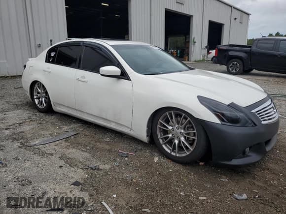 ✅ 2009 Infiniti G37 Journey • VIN: JNKCV61E19M307077 • Лот: 82697365. Опубликован ранее на Copart с пробегом 128 499 миль. Бесплатный доступ к архиву аукционных продаж из США и подробный отчёт об истории автомобиля на DreamBid. Изображение 4.