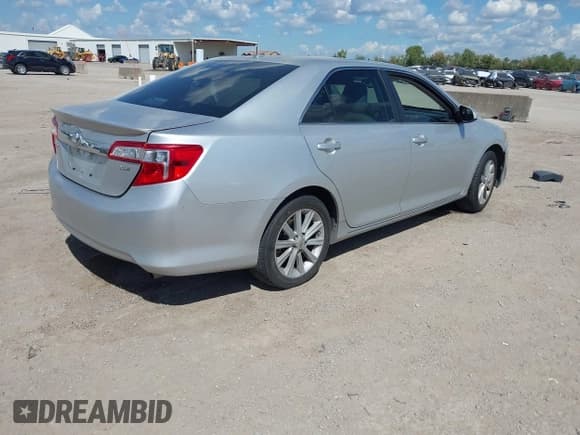✅ 2013 Toyota Camry LE • VIN: 4T4BF1FK2DR281367 • Lot: 43380773. Listed on IAAI with 127,692 mi. Free auction sales archive from the USA and detailed vehicle history report at DreamBid. Image 4.