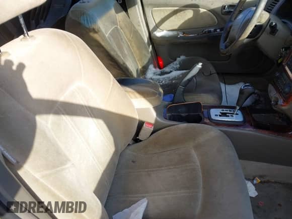 2003 Hyundai Sonata GLS z VIN KMHWF35H03A872584, wystawiony jako IAAI lot #41538079 z przebiegiem 203 501 mil mil oraz . Historia ofert i sprzedaży dostępna na DreamBid. Obrazek 5.