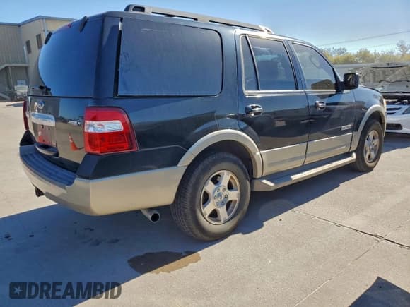 ✅ 2008 Ford Expedition Eddie Bauer • VIN: 1FMFU17568LA56035 • Lot: 90866615. Wystawiony na Copart z przebiegiem 174 560 mil. Bezpłatny archiwum sprzedaży aukcyjnych z USA i szczegółowy raport historii pojazdu na DreamBid. Zdjęcie 3.