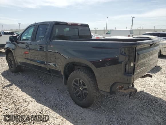 ✅ 2019 Chevrolet Silverado 1500 LT • VIN: 1GCRYDEDXKZ173185 • Lot: 56605025. Wystawiony na Copart z przebiegiem 80 460 mil. Bezpłatny archiwum sprzedaży aukcyjnych z USA i szczegółowy raport historii pojazdu na DreamBid. Zdjęcie 2.