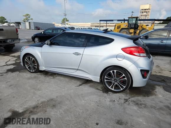 2016 Hyundai Veloster Turbo with VIN KMHTC6AE0GU257353, listed as a Copart auction lot 85751845 with 82,152 mi miles and Salvage title. Bid and sale history available at DreamBid. Image 2.