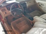 ✅ 2002 Honda Accord LX • VIN: 1HGCG22422A024951 • Lot: 94069805. Wystawiony na Copart z przebiegiem 272 757 mil. Bezpłatny archiwum sprzedaży aukcyjnych z USA i szczegółowy raport historii pojazdu na DreamBid. Zdjęcie 8.