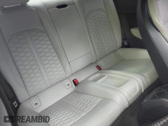 ✅ 2019 Audi RS 5 • VIN: WUAPWAF52KA903871 • Lot: 42513929. Listed on IAAI with 70,250 mi. Free auction sales archive from the USA and detailed vehicle history report at DreamBid. Image 8.