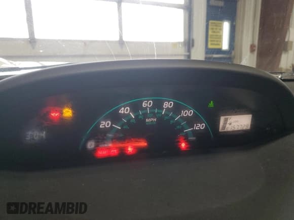 ✅ 2008 Toyota Yaris • VIN: JTDJT923785172256 • Лот: 91780405. Опубликован ранее на Copart с пробегом 157 729 миль. Бесплатный доступ к архиву аукционных продаж из США и подробный отчёт об истории автомобиля на DreamBid. Изображение 9.