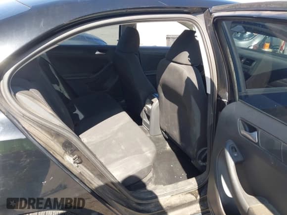 ✅ 2014 Volkswagen Jetta TDI w/Premium/Nav • VIN: 3VWLL7AJ9EM328717 • Lot: 41969923. Listed on IAAI with 67,357 mi. Free auction sales archive from the USA and detailed vehicle history report at DreamBid. Image 8.