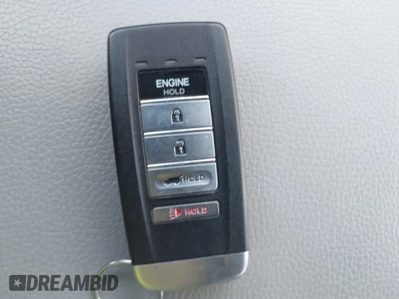 ✅ 2017 Acura MDX Technology • VIN: 5FRYD4H51HB025466 • Lot: 43809360. Listed on IAAI with 91,173 mi. Free auction sales archive from the USA and detailed vehicle history report at DreamBid. Image 11.