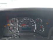 ✅ 2015 Chevrolet Express Cargo • VIN: 1GCWGFCF8F1259699 • Lot: 43047426. Wystawiony na IAAI z przebiegiem 354 630 mil. Bezpłatny archiwum sprzedaży aukcyjnych z USA i szczegółowy raport historii pojazdu na DreamBid. Zdjęcie 7.